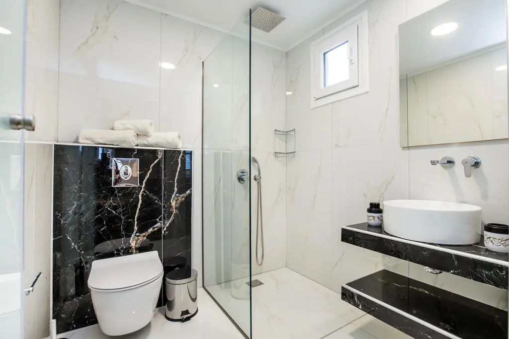 Deluxe apartment with sea view